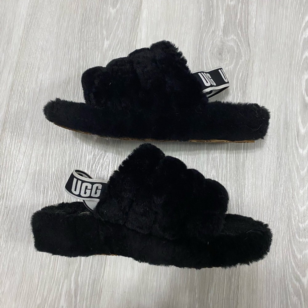 UGG fluff yea slippers